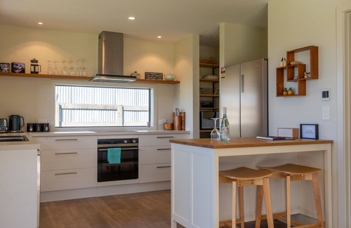 Glenorchy House | Earnslaw View, new build 3 bedroom holiday home