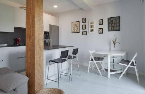 Zarautz Apartment | EARRA - Casa Fabiola, centro y a 2 min de la playa
