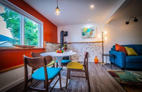 Nelson Apartment | eARTh studios GallerySuite