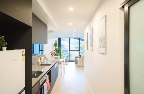 Reid Apartment | Easeful Canberra CBD 2BR Apt