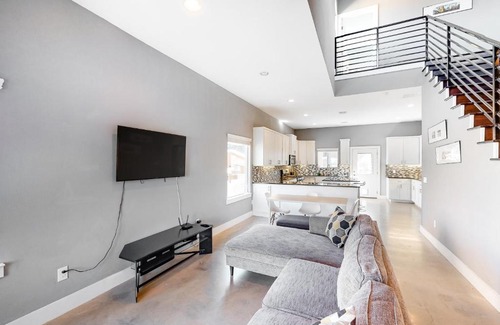 St. John - Coronado Hills House | East Austin Charmer