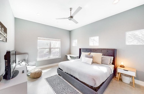 St. John - Coronado Hills House | East Austin Charmer