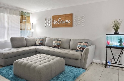 Riviera Beach Apartment | East by the Beach 411B