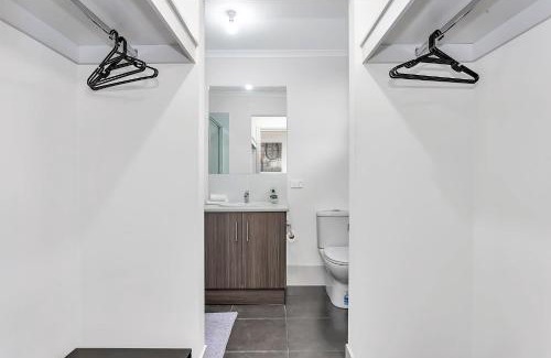 Salisbury East House | East Haven Creek