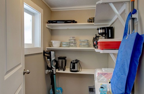 Hakalau House | East Hawaii - Ocean, Mountains & Waterfalls