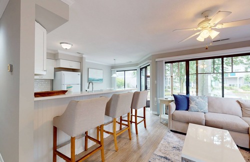 Fenwick Island Condo | East of Sun condo with water-view, on-site pool & tennis - near beach
