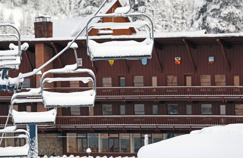 Sugar Bowl Resort House | East Village - Beautiful home nestled in the California's Sierra