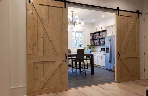 Georgetown House | East + West 2-SUITES Georgetown KY Bleubird Studio + Suites llc 5mKHP,30min Ark,