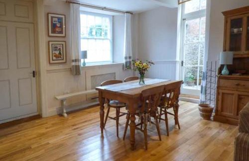 Crewkerne House | East Wing