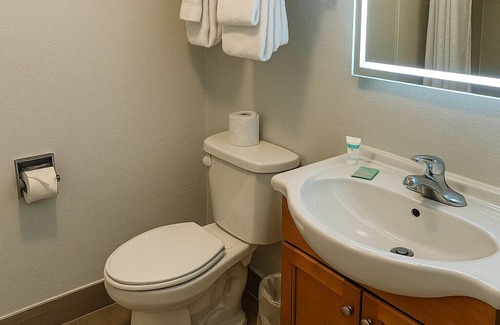 Buzzards Bay Hotel | Eastern Inn