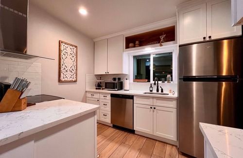 Indian Cove House | Easton Flats- A Couples Retreat!