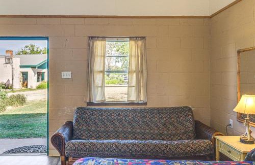 Lake Whitney Apartment | Easy Lake and Hiking Trails Access Whitney Studio