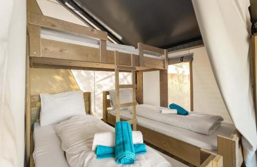 Zelena Resort | Easyatent Safari tent Zelena Laguna