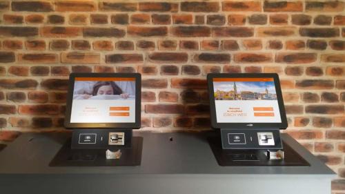 Gewerbeschule Hotel | easyHotel Zürich City Limmatplatz