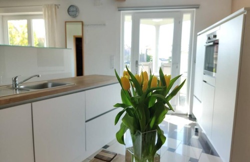 Muhr am See Apartment | Ebenerdige Wohnung (57m2) im Souterrain mit großer Terrasse