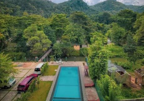 Yatiyantota Hotel | Ebony Riverside Resort Kitulgala