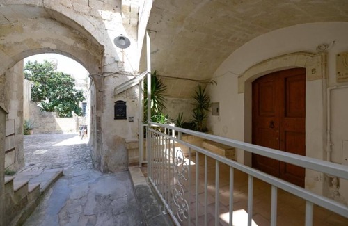 Sasso Caveoso House | Ecclesia - Room in the heart of the sassi of Matera