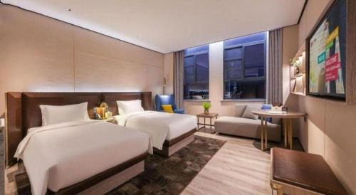 Jiangxia District Hotel | Echarm Plus Hotel Wuhan Wenhua Boulevard Dahualing Subway Statiom