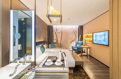 East Huanshi Road Hotel | Echarm Plus International Hotel Ouzhuang Metro Station Branch - Free Deliver Service to Canton Fair Complex During Canton Fair Period