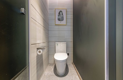East Huanshi Road Hotel | Echarm Plus International Hotel Ouzhuang Metro Station Branch - Free Deliver Service to Canton Fair Complex During Canton Fair Period