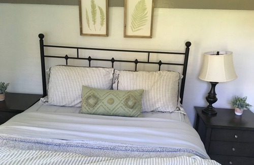 Deerfield House | Echo Hill Farm Guest Suite