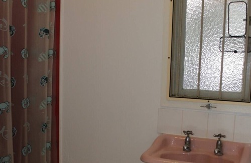 Palm Beach Apartment | Eclectic 1 Bedroom Apartment in the Heart of Palm Beach