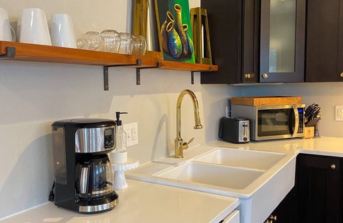 McKinney House | Eclectic Bungalow Near Historic Downtown