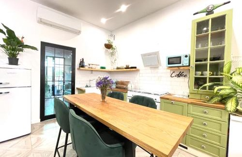Luqa Apartment | Eclectic Maisonette in Luqa