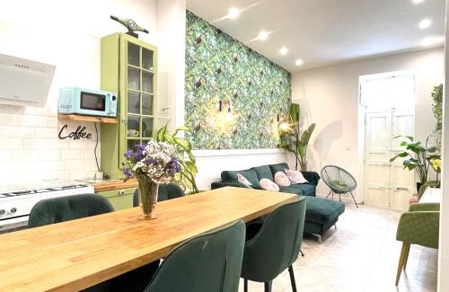 Luqa Apartment | Eclectic Maisonette in Luqa