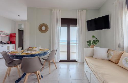 Hersonissos Centre Apartment | Eclectic Vintage Apartment- Sea View Perfection, Hersonissos, Crete