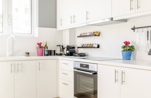Khalandrion Apartment | Eclipse Marousi Ring