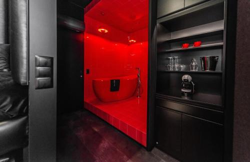 Bielsko-Biala Apartment | Eclipse Red Room