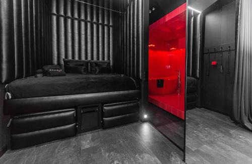 Bielsko-Biala Apartment | Eclipse Red Room