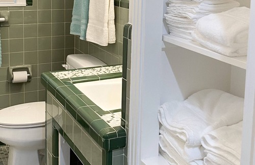 Temple House | ECLIPSE SPECIAL! Last minute vacancy!