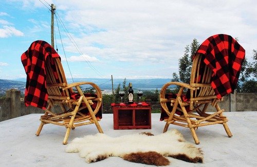 Nakuru Apartment | Eco bandas with picturesque views of Lake Nakuru