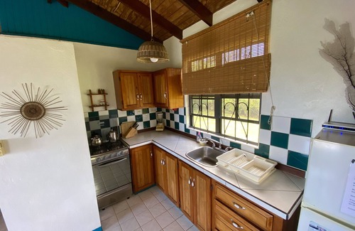 Calibishie Cottage | Eco-Cottage studio w/epic ocean & mountain views