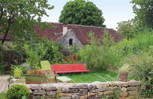 Pouligny-Saint-Pierre Cottage | Eco-renovated barn in the heart of nature