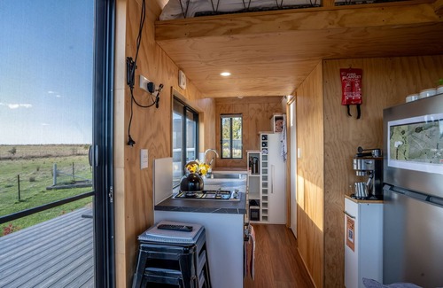 Portland Cottage | Eco tiny home williwa