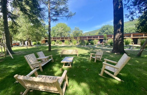 Saint-Affrique Apartment | Ecolodge* 2-person gîte in the heart of a 3-hectare park
