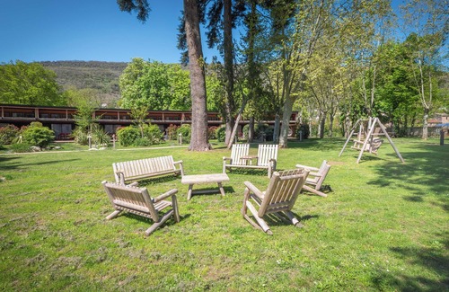 Saint-Affrique Apartment | Ecolodge* 2-person gîte in the heart of a 3-hectare park