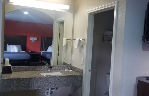 West San Antonio Hotel | Econo Inn Lackland AFB Seaworld