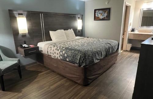 Byron Cabin | Econo Lodge Byron - Warner Robins
