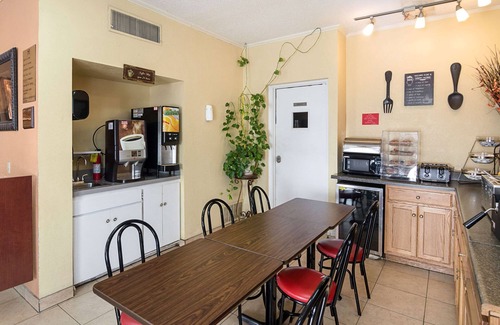 Dalhart Hotel | Econo Lodge Dalhart Hwy 54 - Hwy 287