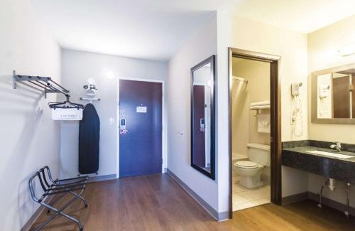 Harrisburg - Hershey Cabin | Econo Lodge Harrisburg - Southwest of Hershey Area