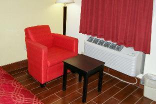 Memorial Hotel | Econo Lodge Inn & Suites West - Energy Corridor