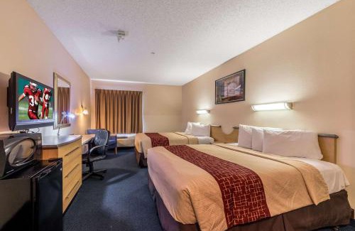 Laredo Cabin | Econo Lodge Laredo
