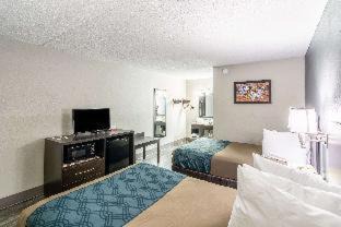 Crestview Cabin | Econo Lodge