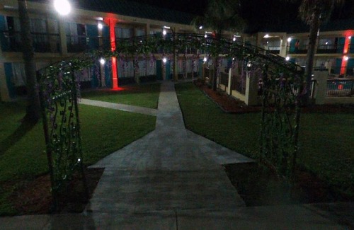 Hardeeville Hotel | Econo Lodge