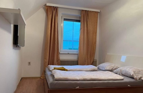 Floridsdorf Apartment | Economic Double room SW