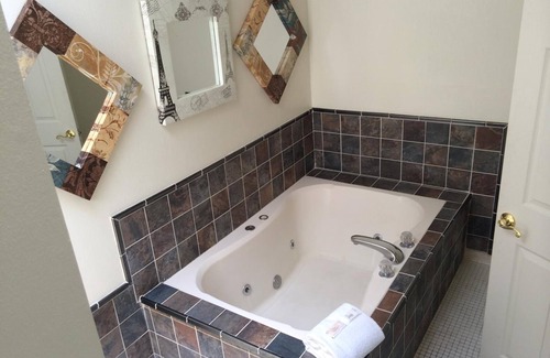 Cuyahoga Falls Hotel | Economy Inn - Akron